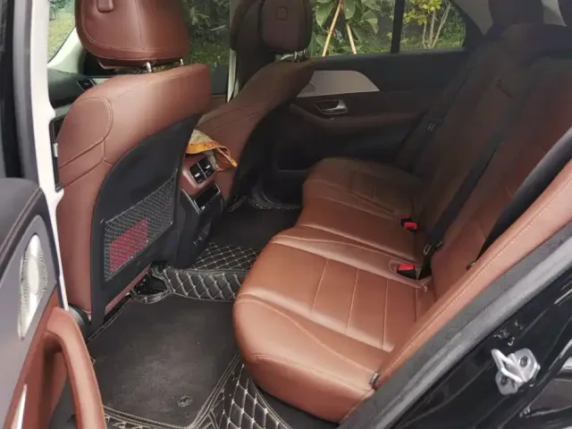 Mercedes-Benz GLE-Class — Фото автомобиля 11