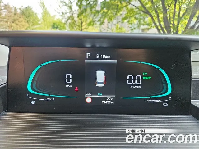 Hyundai Staria Staria — Фото автомобиля 8