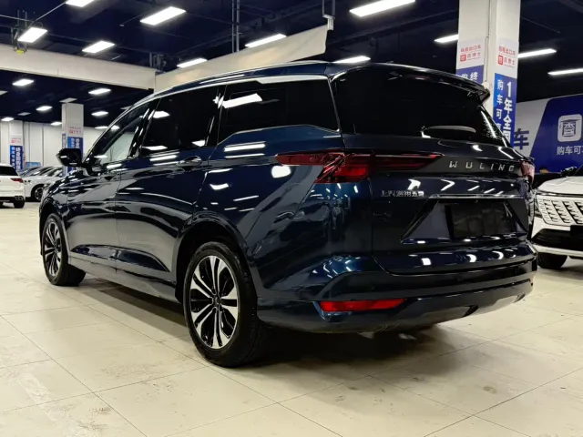 Wuling Victory — Фото автомобиля 7