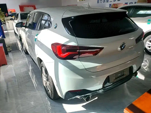 BMW X2 — Фото автомобиля 4