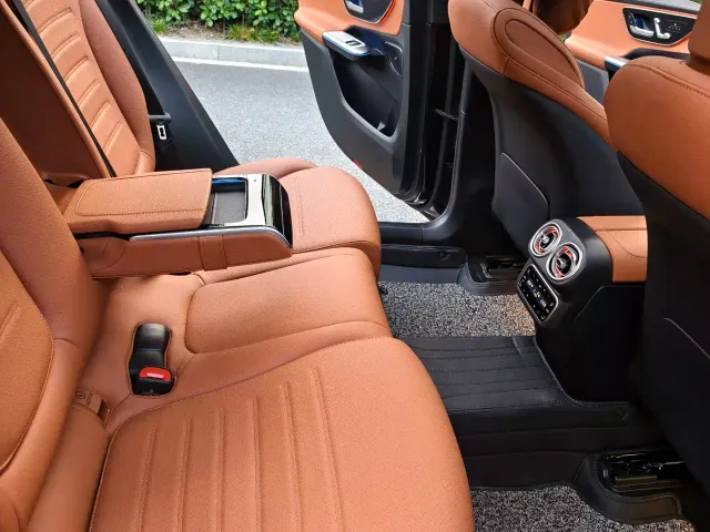 Mercedes-Benz GLC-Class — Фото автомобиля 12