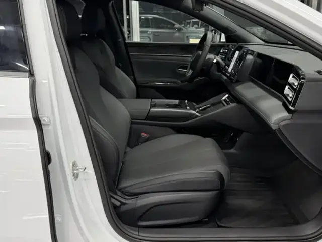 BYD Qin L — Фото автомобиля 13
