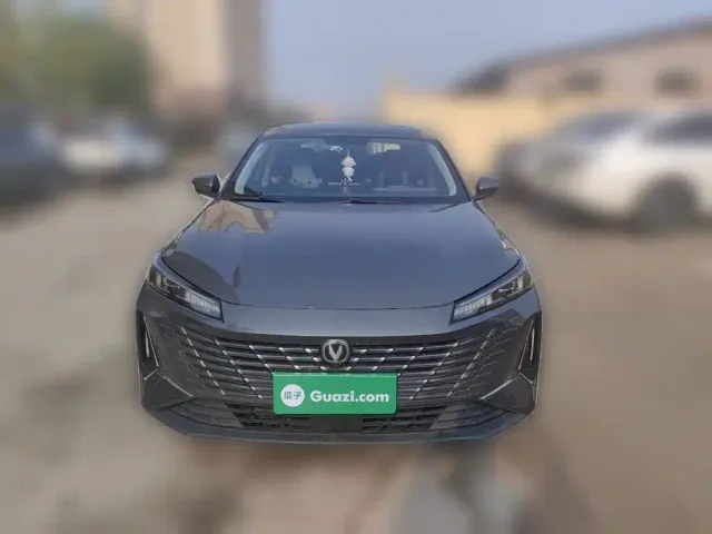 Changan Eado — Фото автомобиля 2