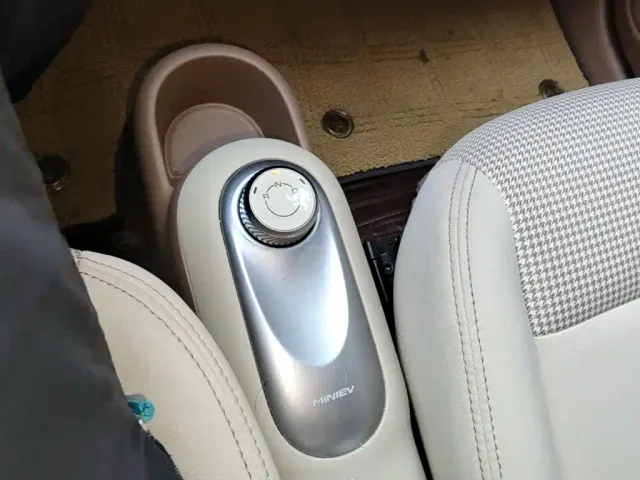 Wuling Hongguang Mini EV — Фото автомобиля 13