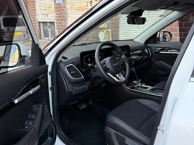 Kia Seltos — Фото автомобиля 9