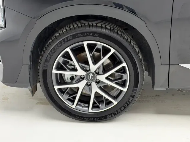 GAC Trumpchi GS8 — Фото автомобиля 8