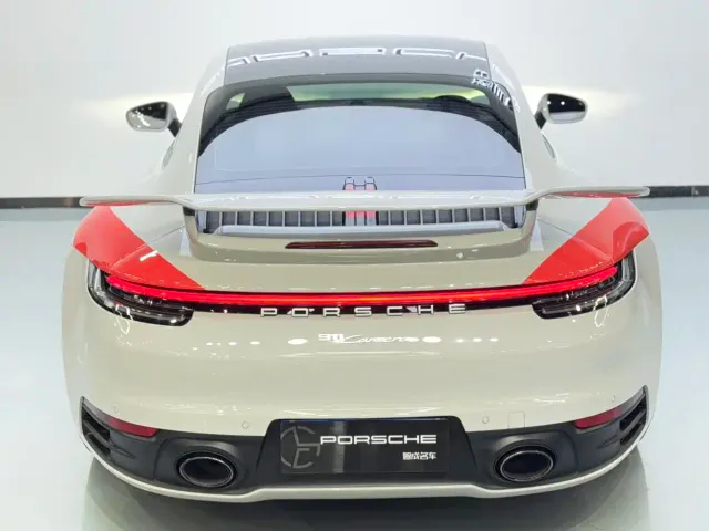 Porsche 911 — Фото автомобиля 16