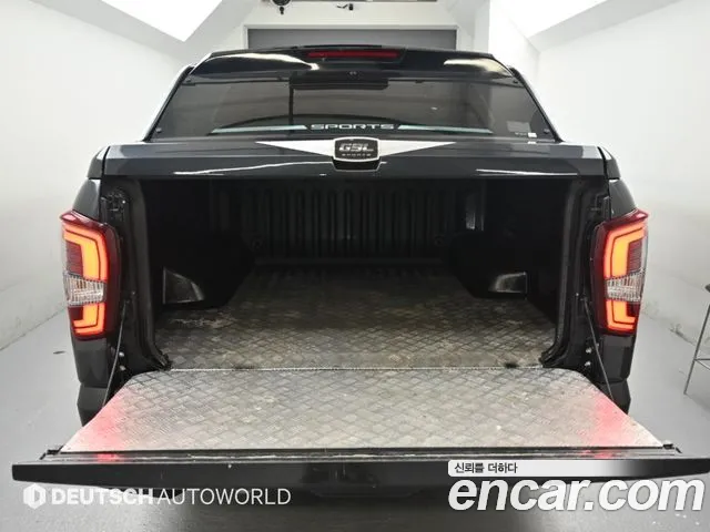 KG_Mobility_Ssangyong Rexton Новый Rexton Sport Khan Дизель 2.2 4WD — Фото автомобиля 22