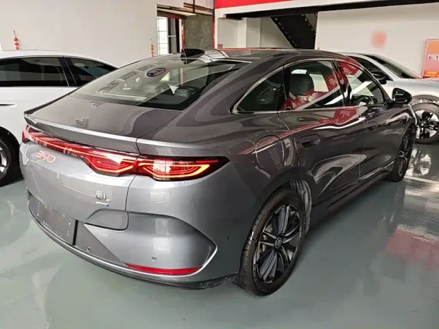 BYD Qin L — Фото автомобиля 6