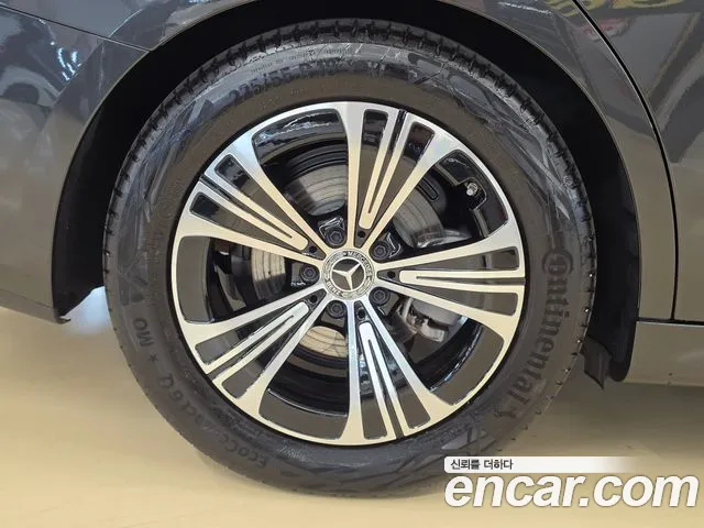 Mercedes-Benz E-Class W214 — Фото автомобиля 5