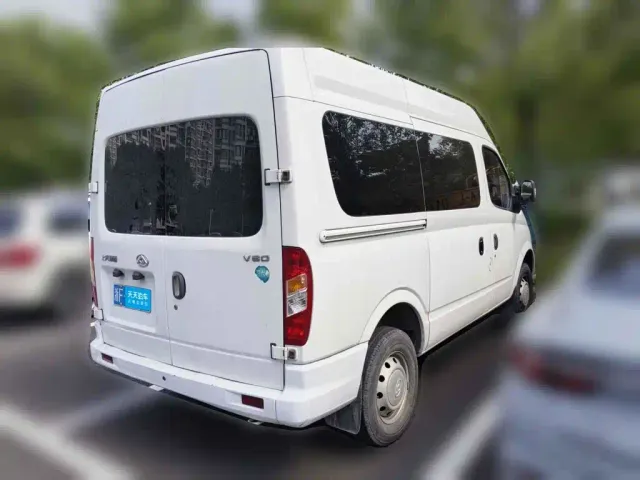 Maxus Xintu V80 — Фото автомобиля 5