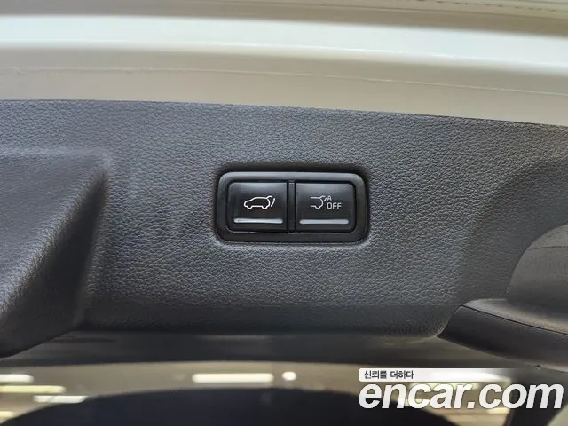 Kia Carnival Generation 4 — Фото автомобиля 19