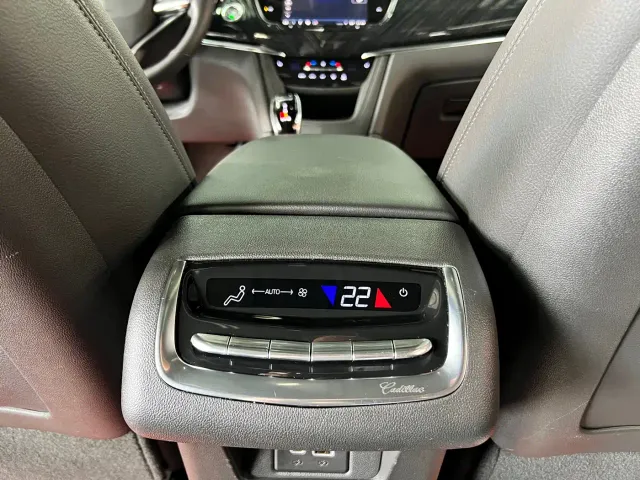Cadillac XT6 — Фото автомобиля 12