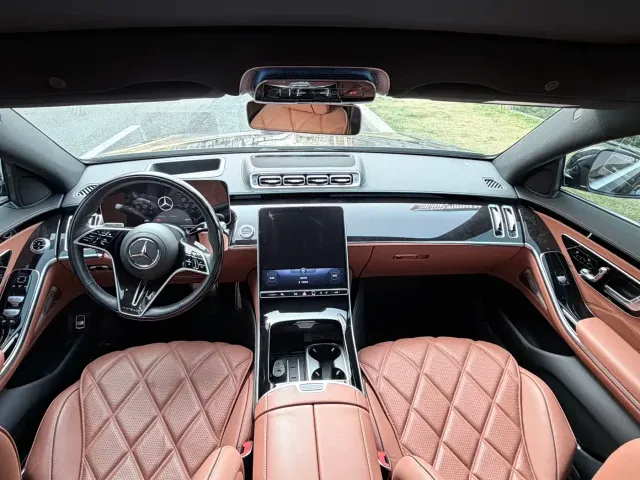Mercedes-Benz Maybach S-Class — Фото автомобиля 11