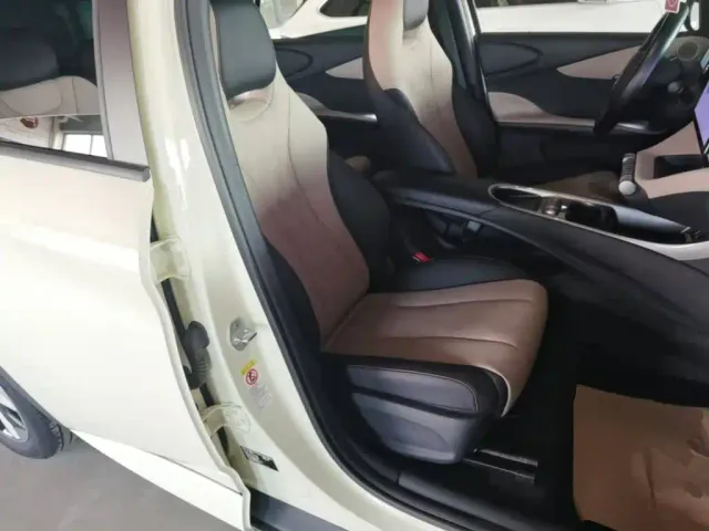 BYD Dolphin — Фото автомобиля 24