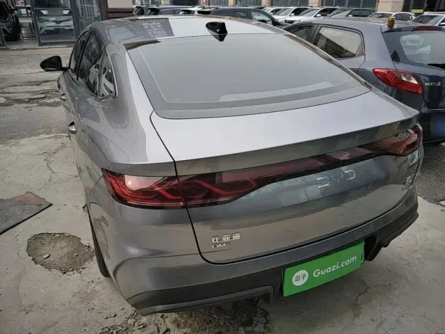 BYD Qin L — Фото автомобиля 5