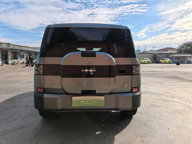 BYD FangChengBao Titanium 7 — Фото автомобиля 9