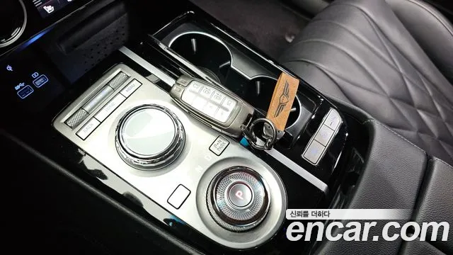 Genesis G80 Бензин 2.5 турбо AWD — Фото автомобиля 9