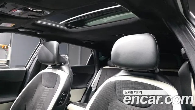 Kia EV6 — Фото автомобиля 19