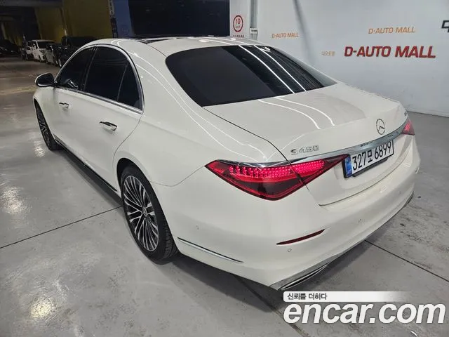 Mercedes-Benz S-Class — Фото автомобиля 4