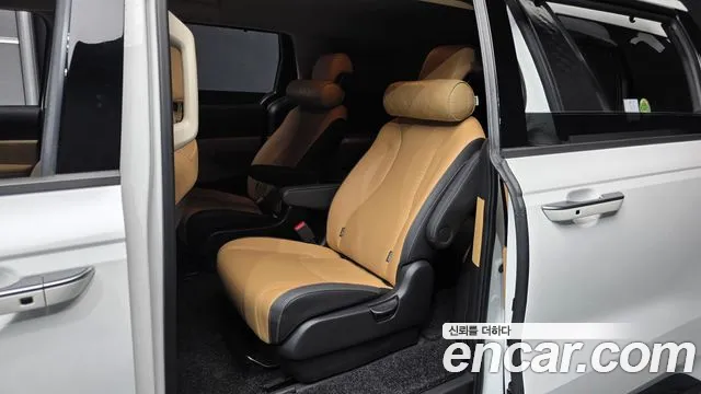 Kia Canival Carnival 4 поколение Дизель 9 мест Signature — Фото автомобиля 12