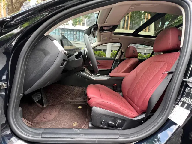 BMW 3 Series — Фото автомобиля 10