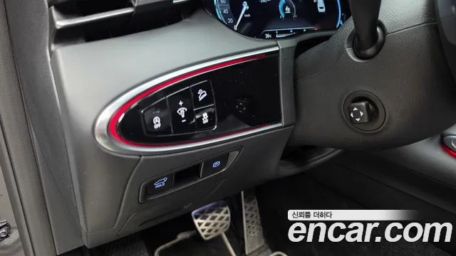 Genesis GV70 2.2 Дизель AWD — Фото автомобиля 27