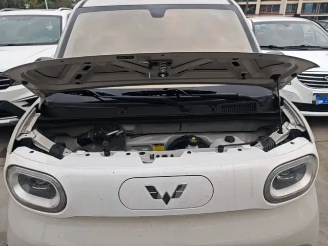 Wuling Hongguang Mini EV — Фото автомобиля 19