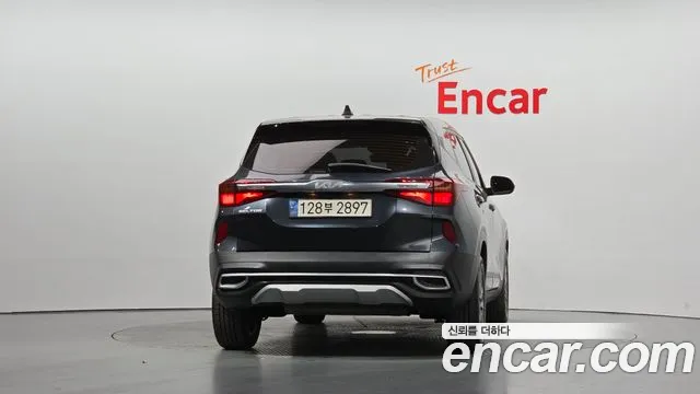 Kia Seltos — Фото автомобиля 4