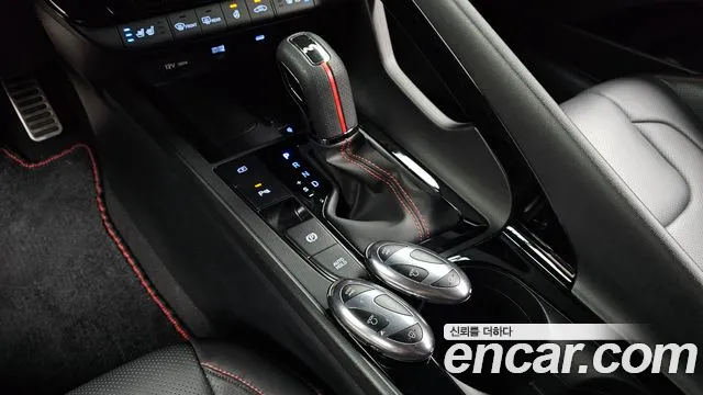 Hyundai Avante CN7 — Фото автомобиля 12