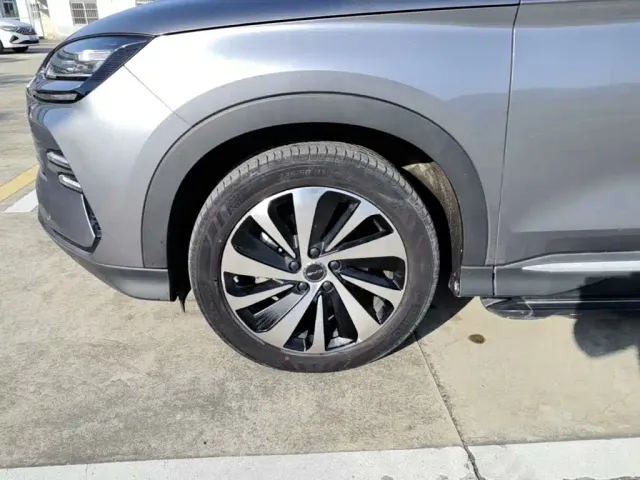 BYD Song PLUS — Фото автомобиля 22