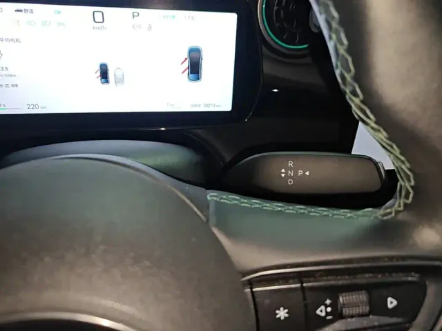 BYD Dolphin — Фото автомобиля 13