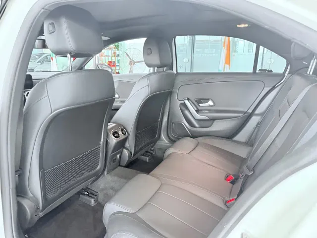 Mercedes-Benz A-Class — Фото автомобиля 9