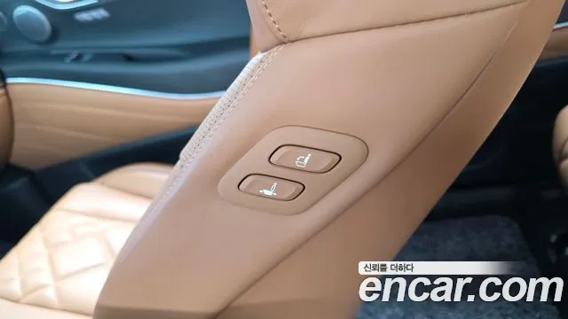 Genesis GV80 — Фото автомобиля 30