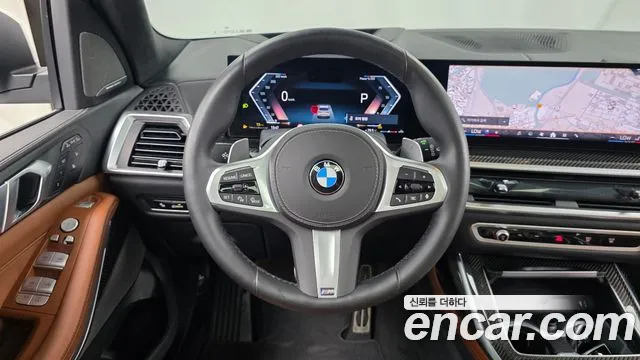 BMW X7 — Фото автомобиля 10