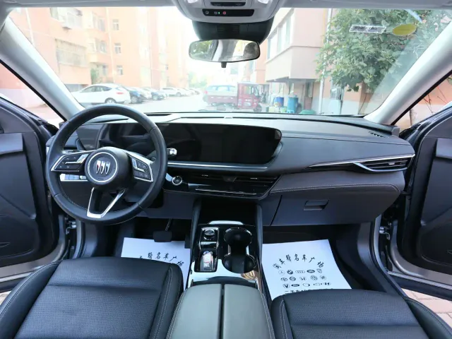 Buick Envision S — Фото автомобиля 10