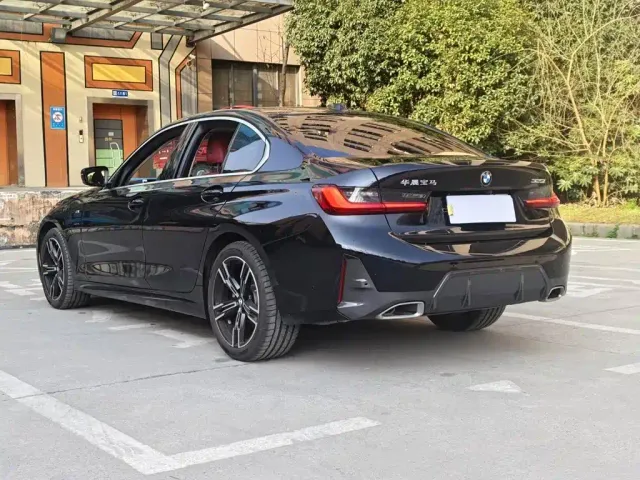 BMW 3 Series — Фото автомобиля 16