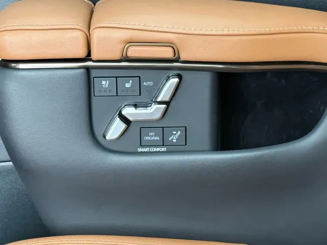 Toyota Alphard — Фото автомобиля 17