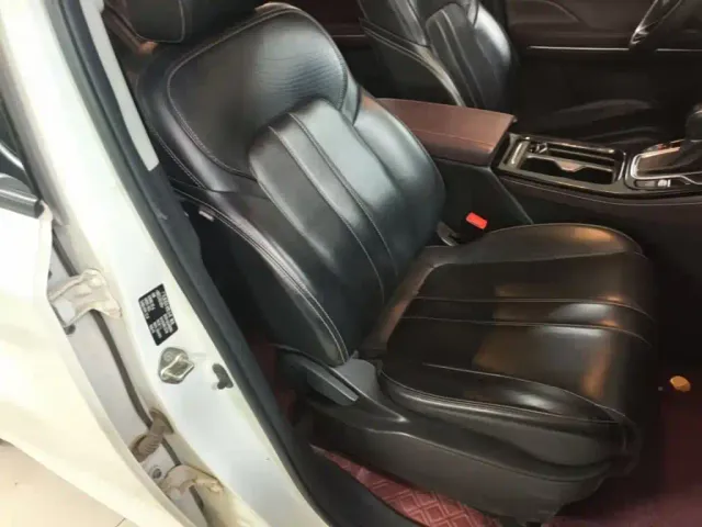 GAC Trumpchi M6 — Фото автомобиля 24