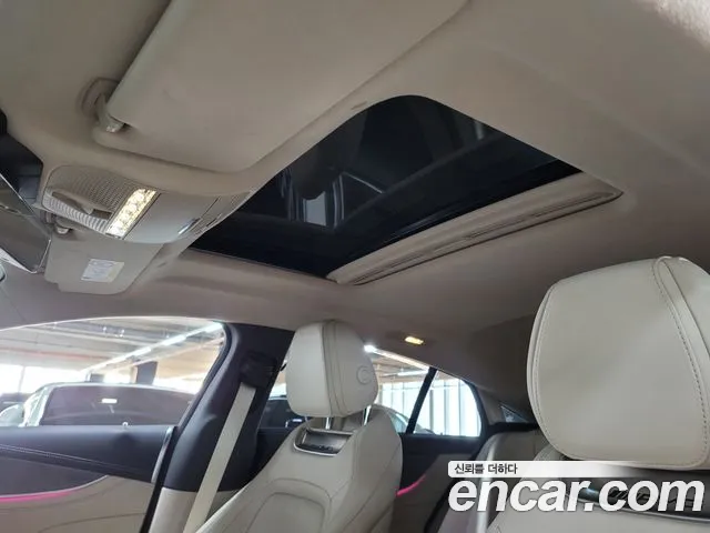 Mercedes-Benz AMG GT 4 двери 43 4MATIC+ — Фото автомобиля 16