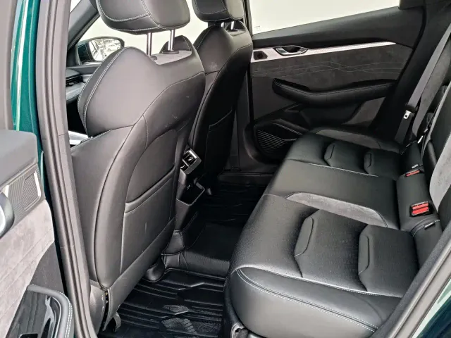 Geely Xingrui — Фото автомобиля 10