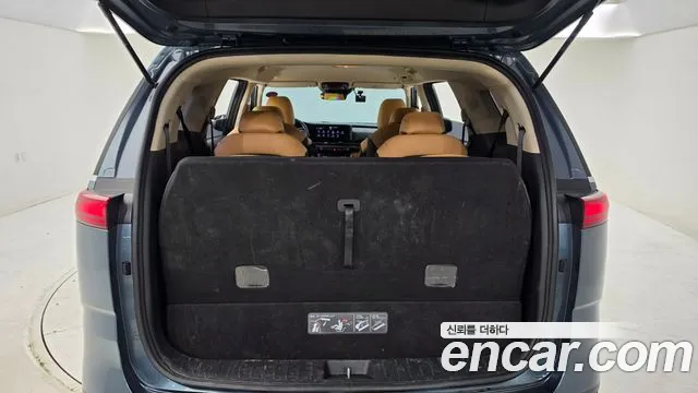 Kia Carnival 4th Gen — Фото автомобиля 16