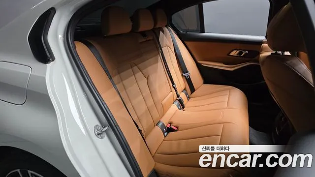 BMW 3 Series G20 — Фото автомобиля 17