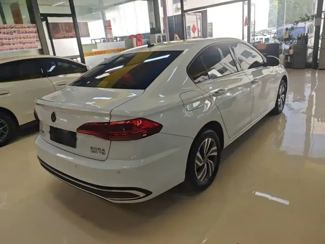 Volkswagen Bora — Фото автомобиля 6
