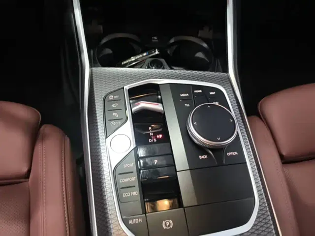 BMW 3 Series — Фото автомобиля 9