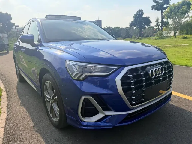 Audi Q3 — Фото автомобиля 3
