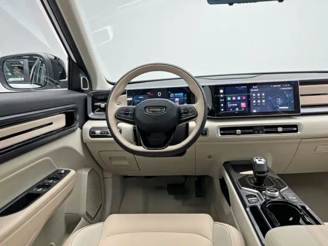 Geely ICON — Фото автомобиля 18