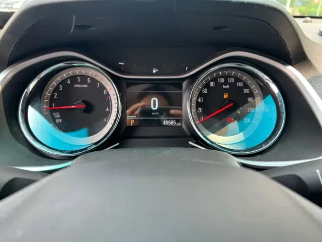 Chevrolet Orlando — Фото автомобиля 3