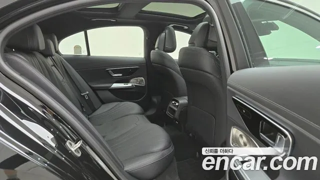 Mercedes-Benz E-Class E-класс W214 — Фото автомобиля 10