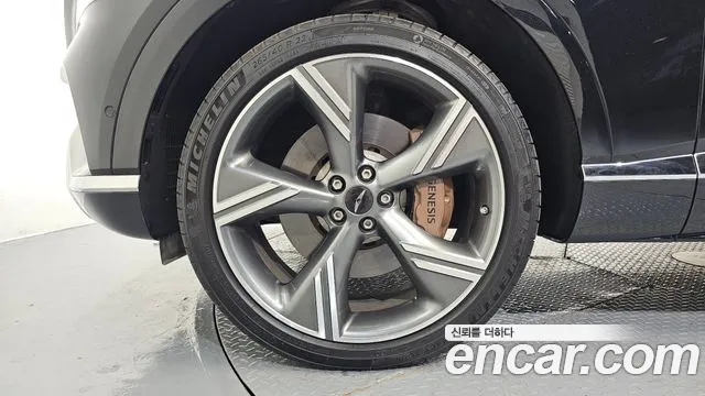 Genesis GV80 — Фото автомобиля 5